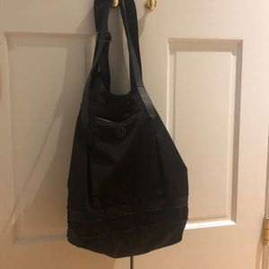 lululemon bag